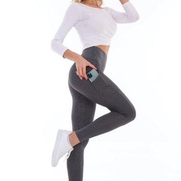 CM Fashion Womens Zebra Patterned Leggings, with pockets- Black - Picture 3 of 9